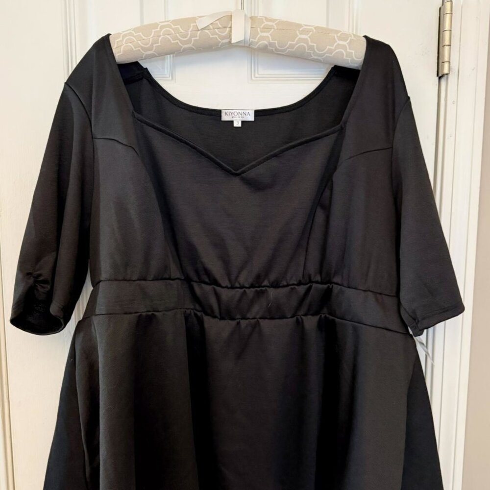 NWT Black Peplum Kiyonna Top Size 3 (22/24)